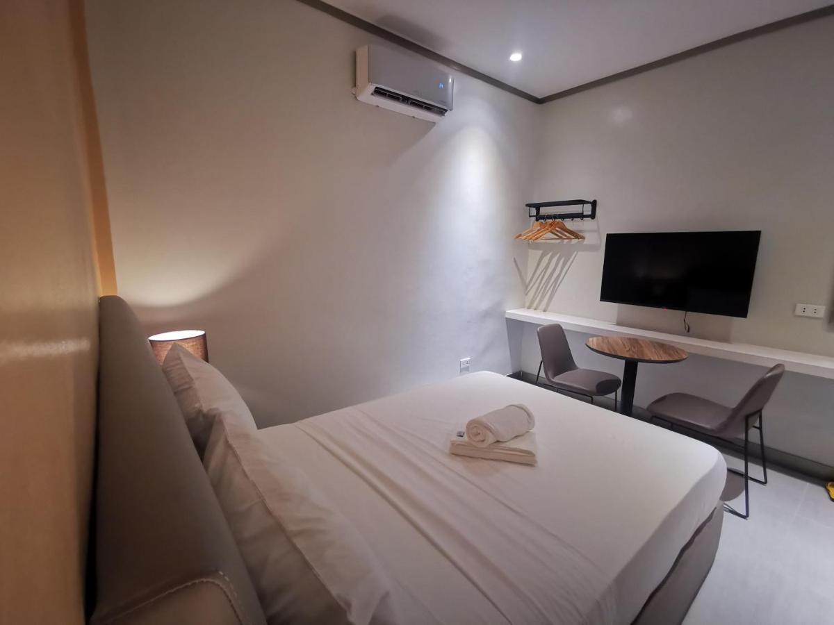 Yes Hotel Imus Cavite מראה חיצוני תמונה